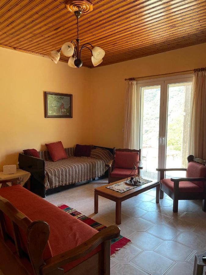 Thanasis House ديميتسانا المظهر الخارجي الصورة